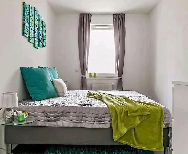 Green Apartman Balatonlelle בלטונללה